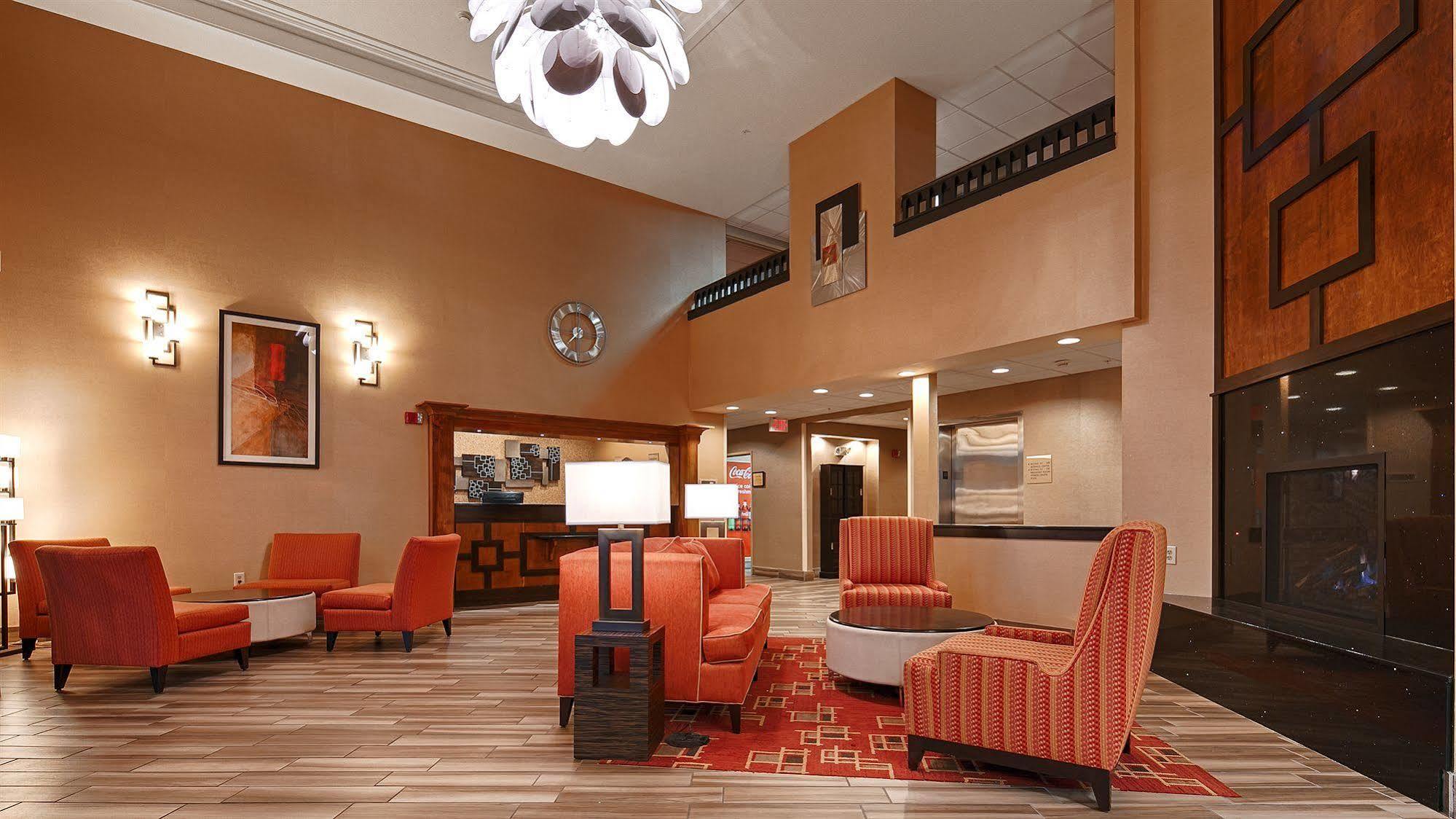 Best Western Plus Peoria Buitenkant foto